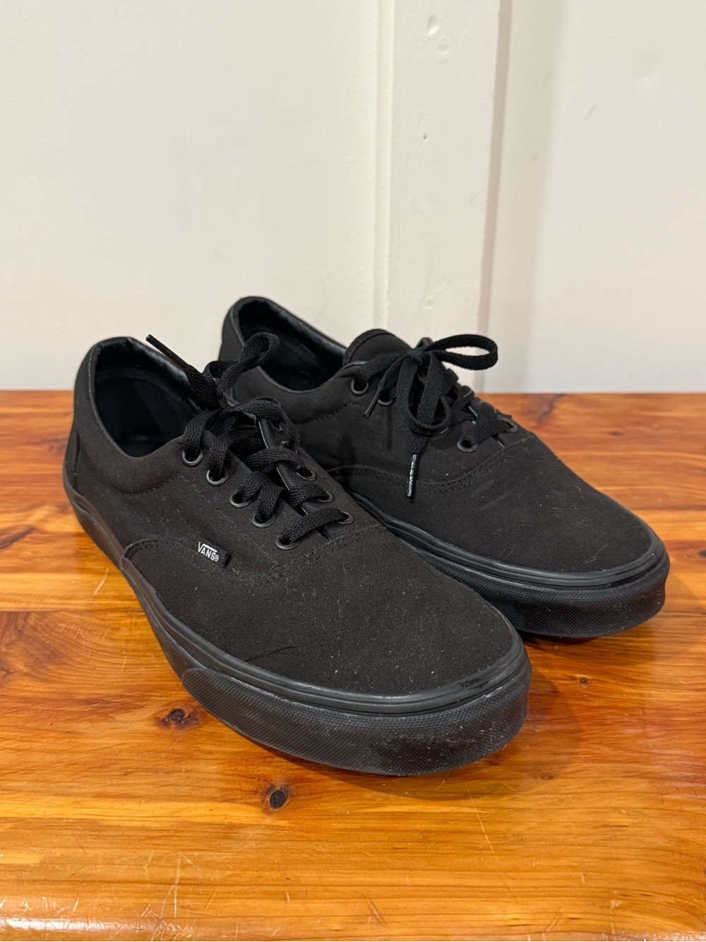 Vans Off The Wall Black on Black Lace Sneakers